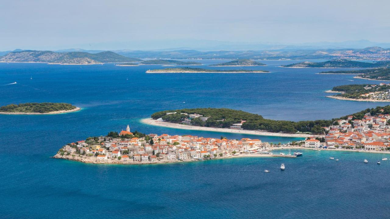Hotel Zora Pavilions Primošten Dış mekan fotoğraf