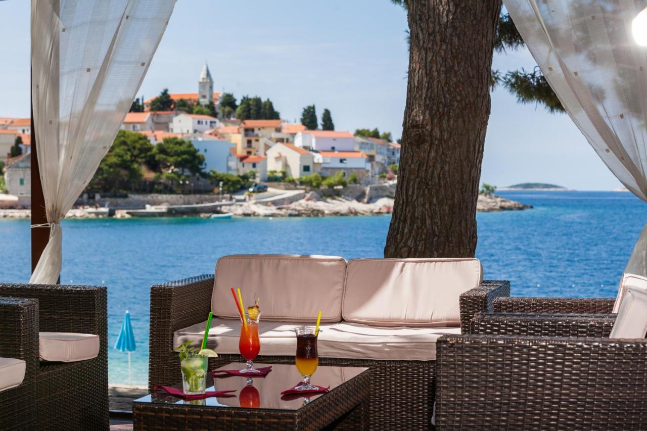 Hotel Zora Pavilions Primošten Dış mekan fotoğraf